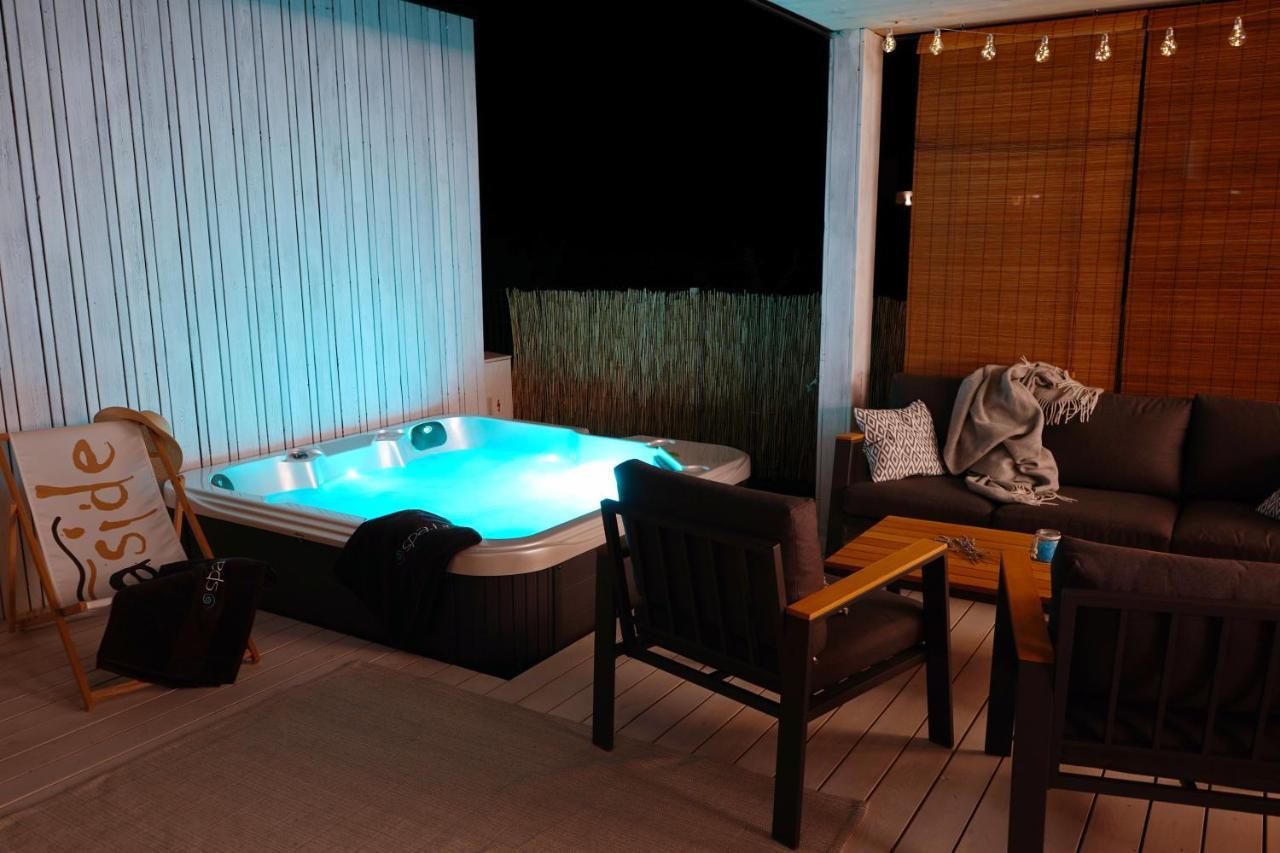Boutique Style Eco-Beachhouse, Private Jacuzzi ปริฟลากา ภายนอก รูปภาพ