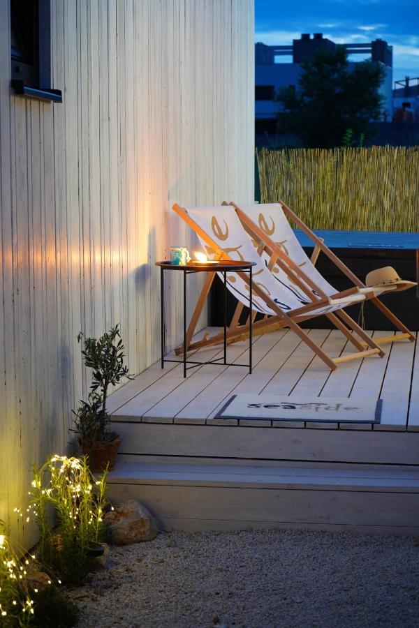 Boutique Style Eco-Beachhouse, Private Jacuzzi ปริฟลากา ภายนอก รูปภาพ