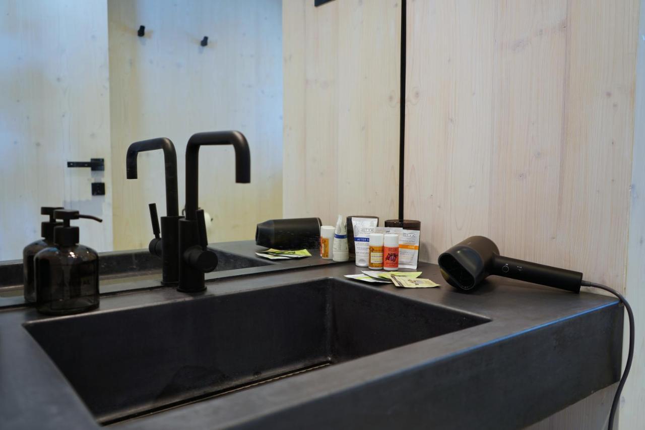Boutique Style Eco-Beachhouse, Private Jacuzzi ปริฟลากา ภายนอก รูปภาพ